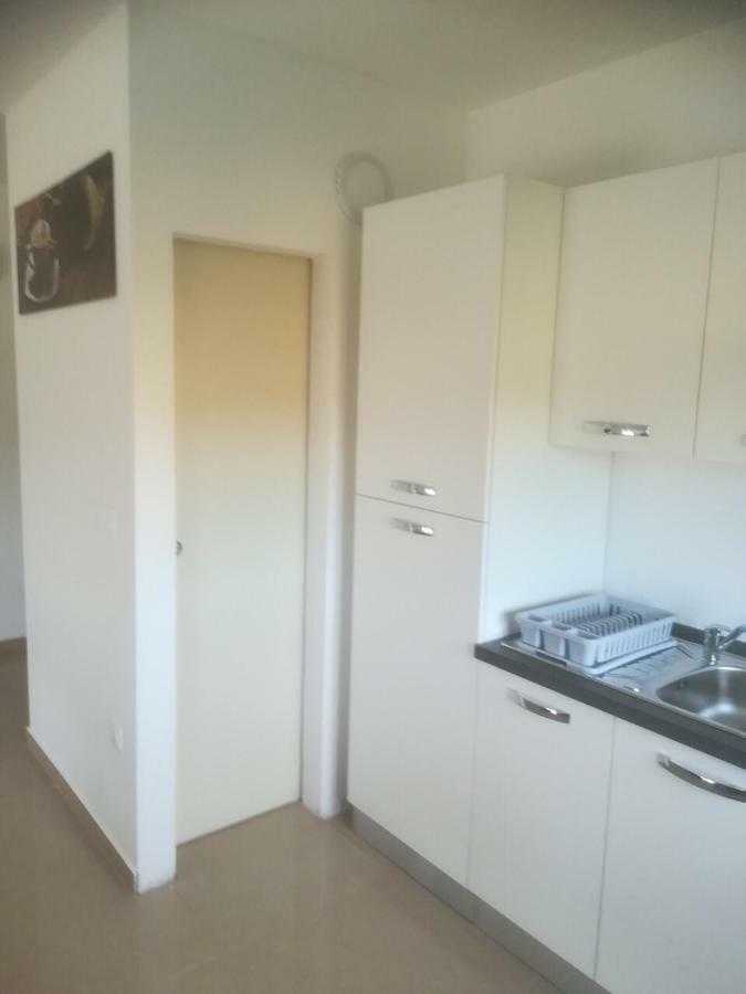 Ferienwohnung Apartman Ki Pula Exterior foto